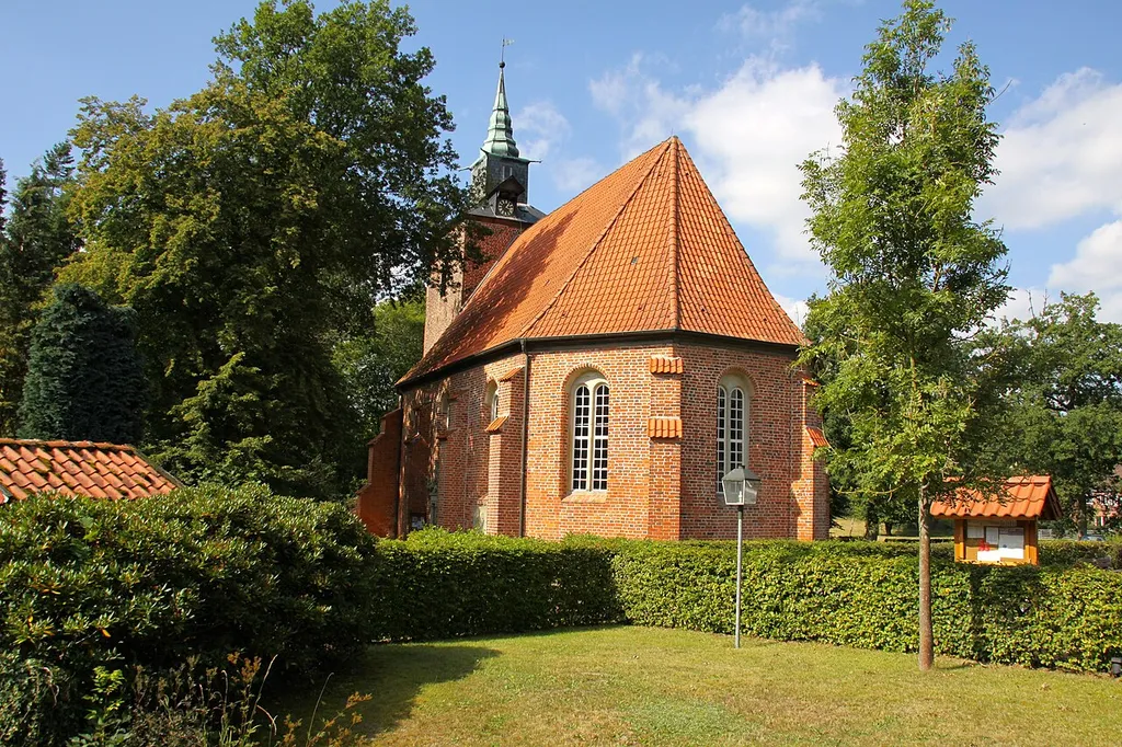 Die St.-Georg-Christophorus-Jodokus-Kirche in Stellichte