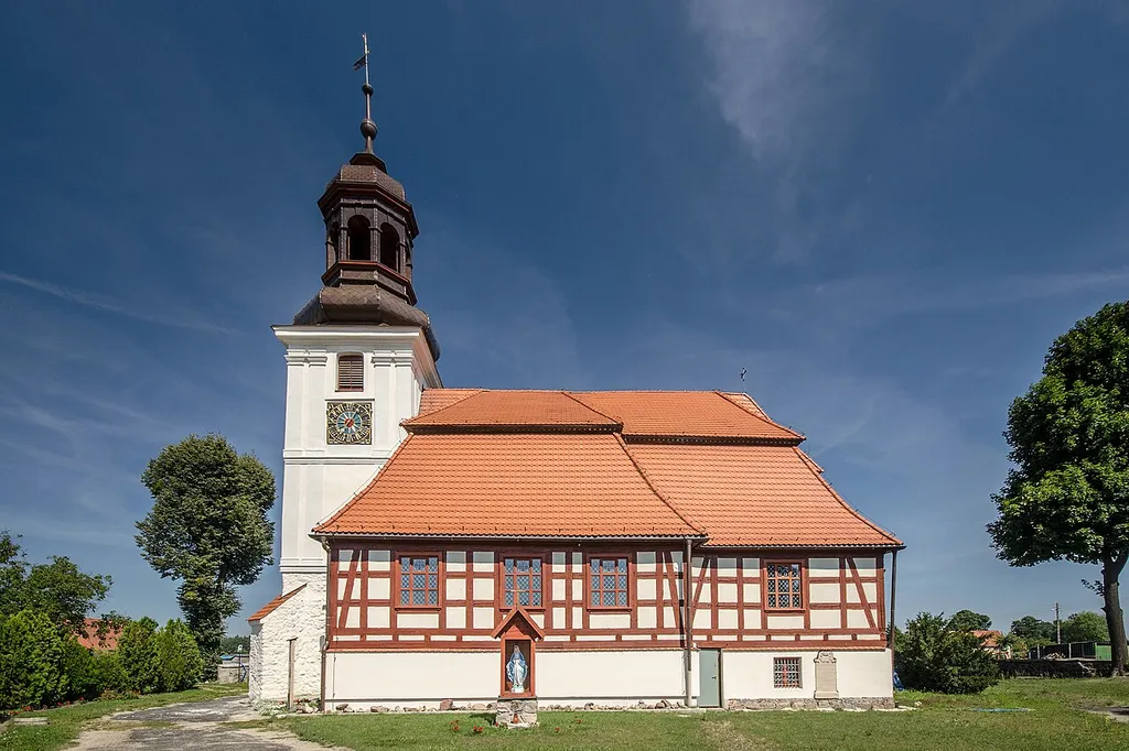 Rościsławice, kościół ewang., ob. rzym-kat. par. p.w. Podwyższenia Krzyża Świętego, 1577-1590, XVIII