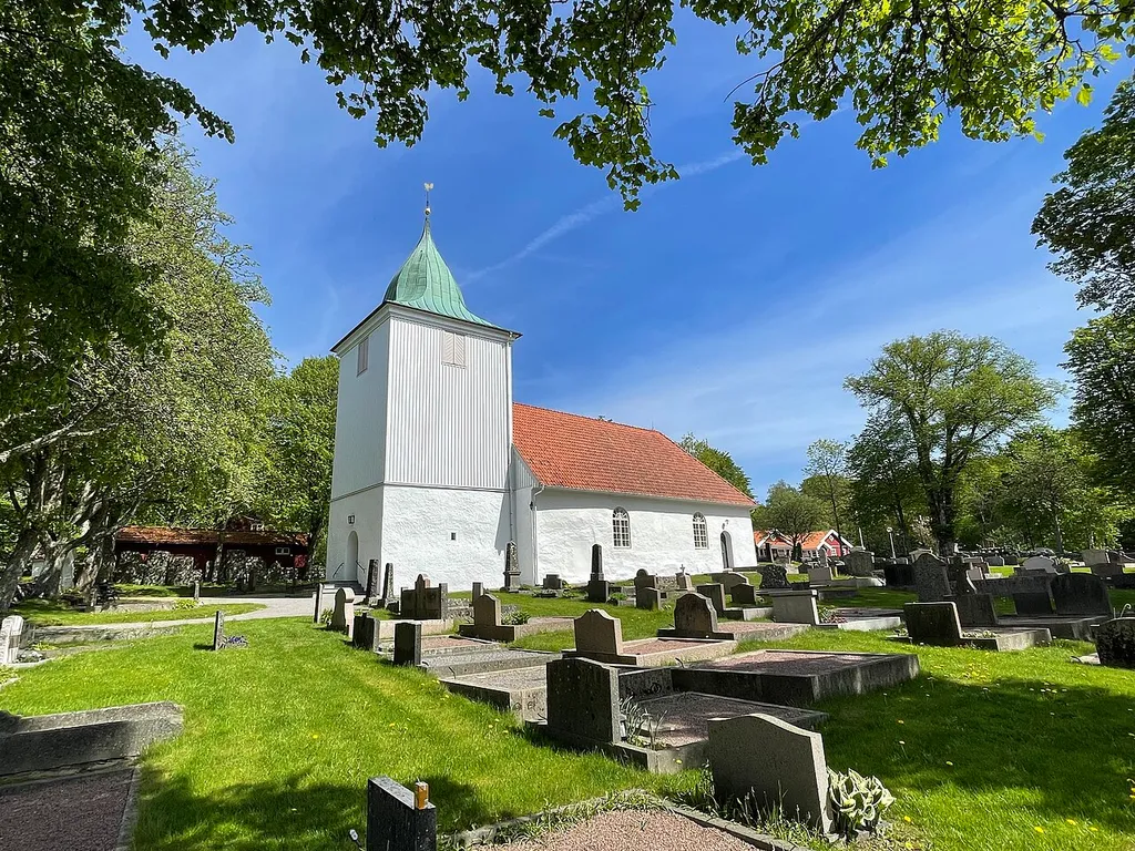 Hålta kyrka, seen from southwest.