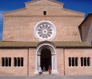 Chiaravalle Abbey, Fiastra