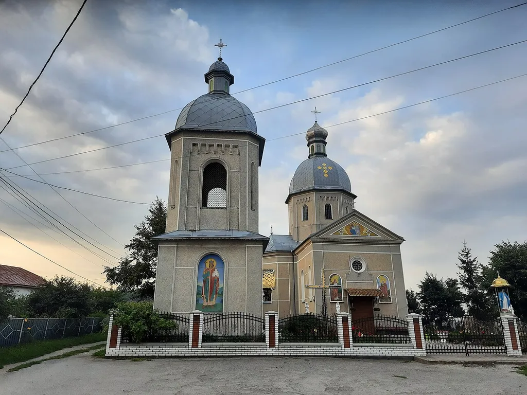 Церква Святого апостола і євангеліста Івана Богослова Давидківці Чортківський р-н, Тернопільська обл.