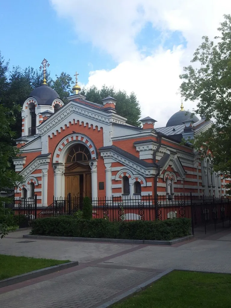 Храм-часовня Архангела Михаила близ Кутузовской избы, что в Филях