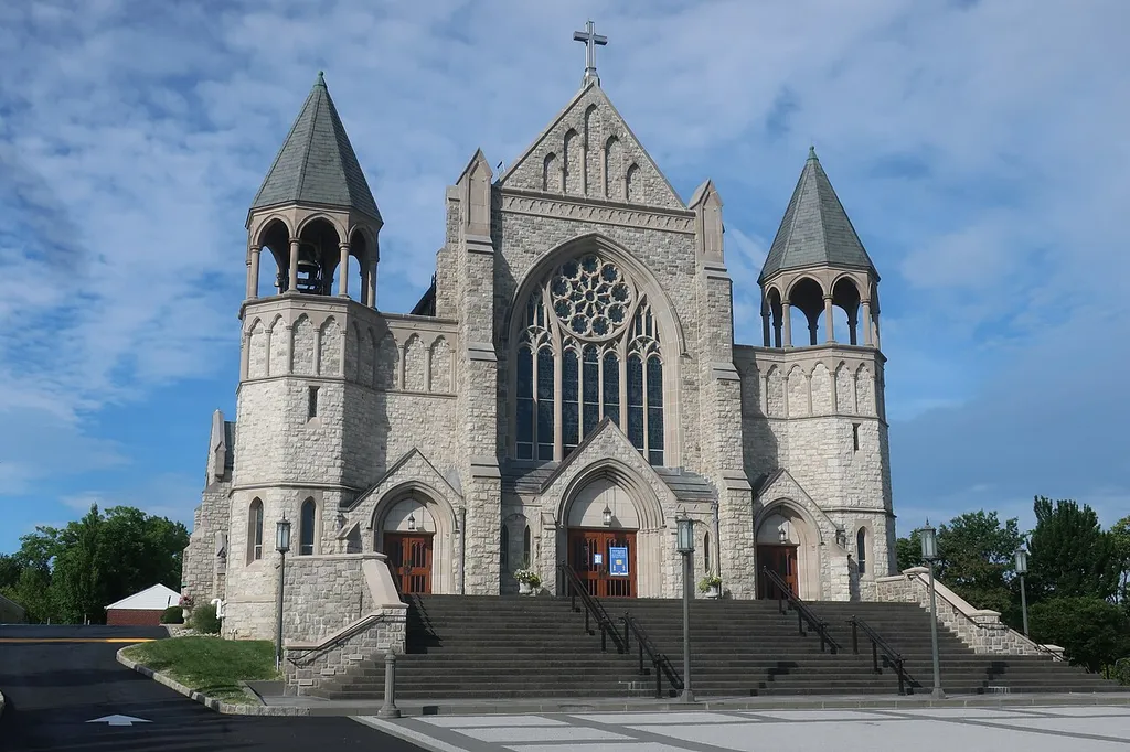 Saint Theresa of Avila Catholic Church in Summit, NJ as seen from the front.