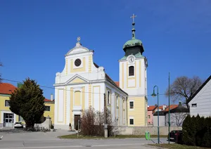 Pfarrkirche Leopoldsdorf im Marchfelde