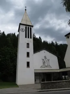 Mittewald, Pfarrvikariatskirche unserer lieben Frau Maria Unbefleckte Empfängnis