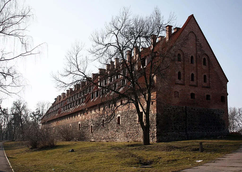 This is a photo of a cultural heritage object in Russia, number: 3910228000 (category) This template and pages using it are maintained by the Russian WLM team. Please read the guidelines before making any changes that can affect the monuments database!