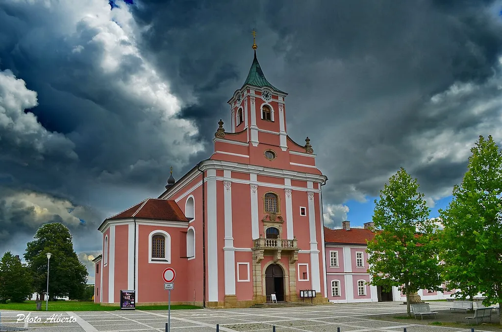 Poutní chrám Narození Panny Marie Štípa (Zlín), Česká republika. Foto Nikon D5100, 17. července 2020
