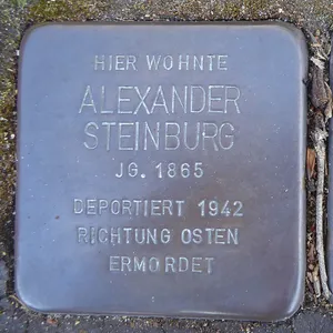 Stolperstein dedicated to Alexander Steinburg