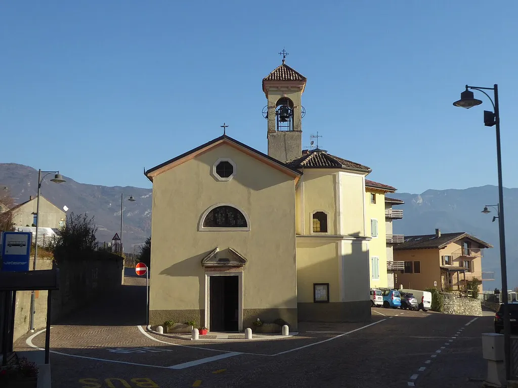 Noarna (Nogaredo, Trentino, Italy), Saint Valentine church