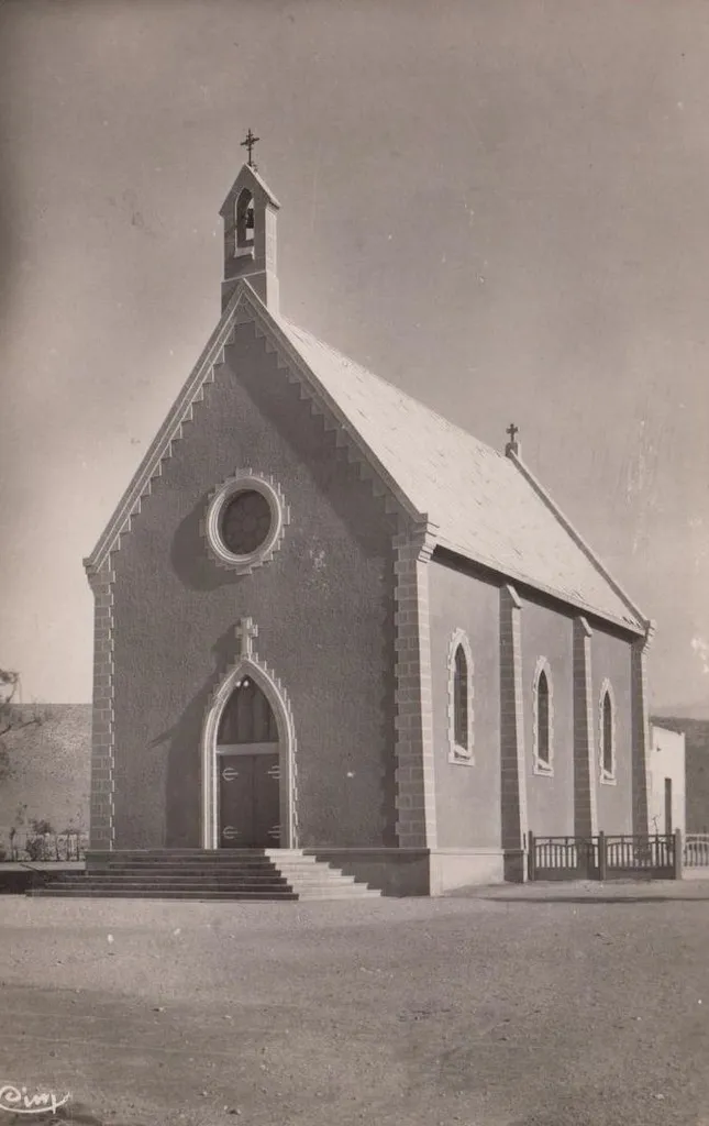 Église de Moularès en Tunisie dans les années 1950