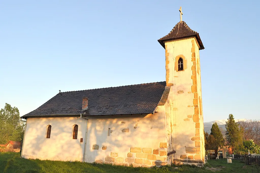 Biserica "Pogorârea Sfântului Duh", sat OSTROV; comuna RÂU DE MORI