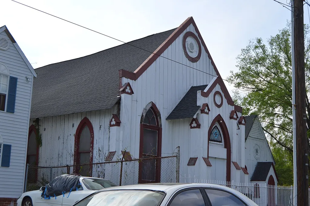 Front of the former St. Peter's Episcopal Church, located at 1625 Brown Avenue in Norfolk, Virginia, United States. Built in 1886, it is listed on the National Register of Historic Places.
