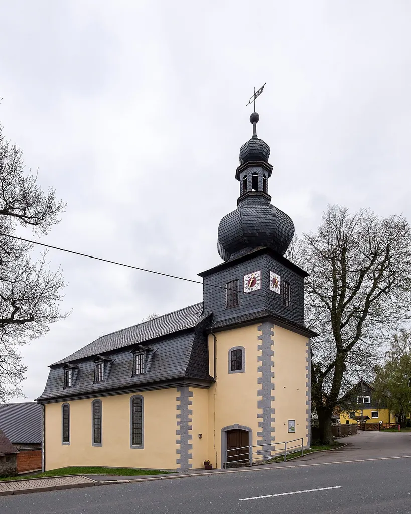 Arnsgereuth Ortsstraße Kirche mit Ausstattung II