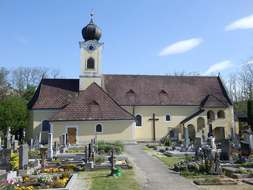 Pfarrkirche Plank am Kamp mit Friedhof (Gemeinde Schönberg am Kamp, Niederösterreich)