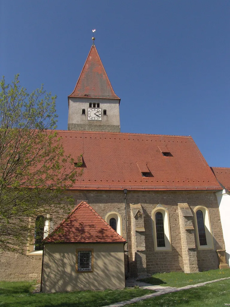 St. Martin in Deiningen, 1616 bis 1961 Simultankirche, seit 1961 wieder kath.