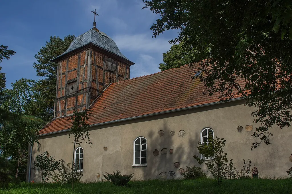 Rydzewo - kościół pw. Świętej Trójcy (drewniany z XVIII wieku)