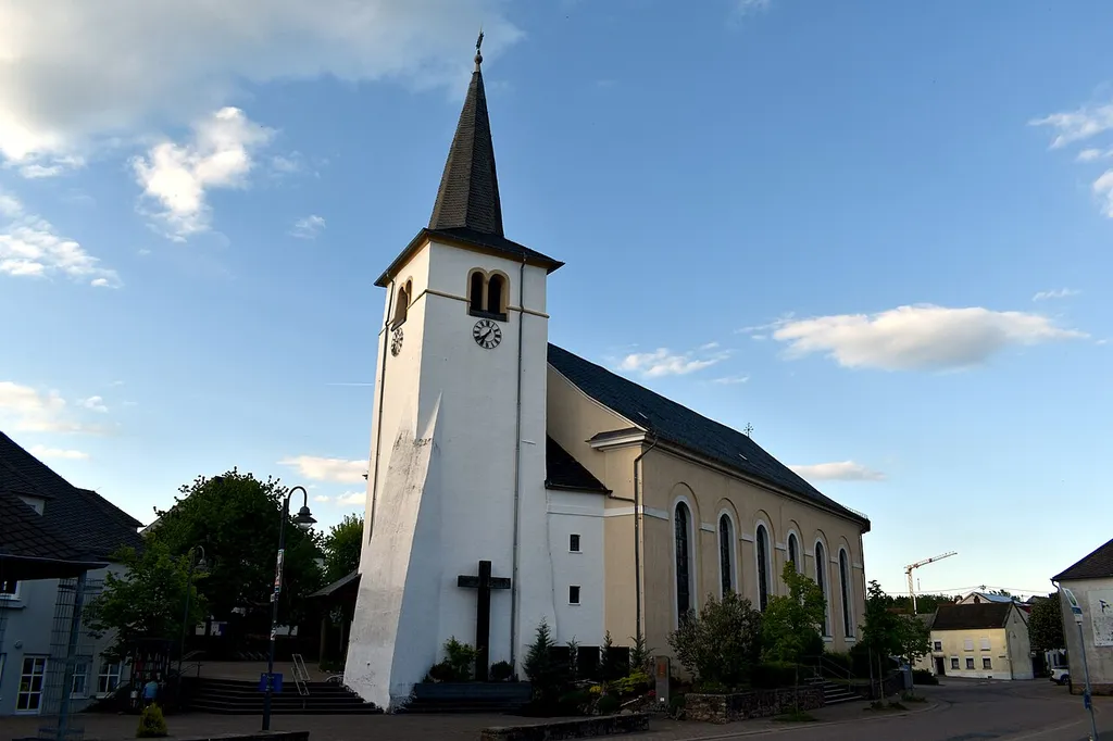 Schillingen, Kirche St. Albanus