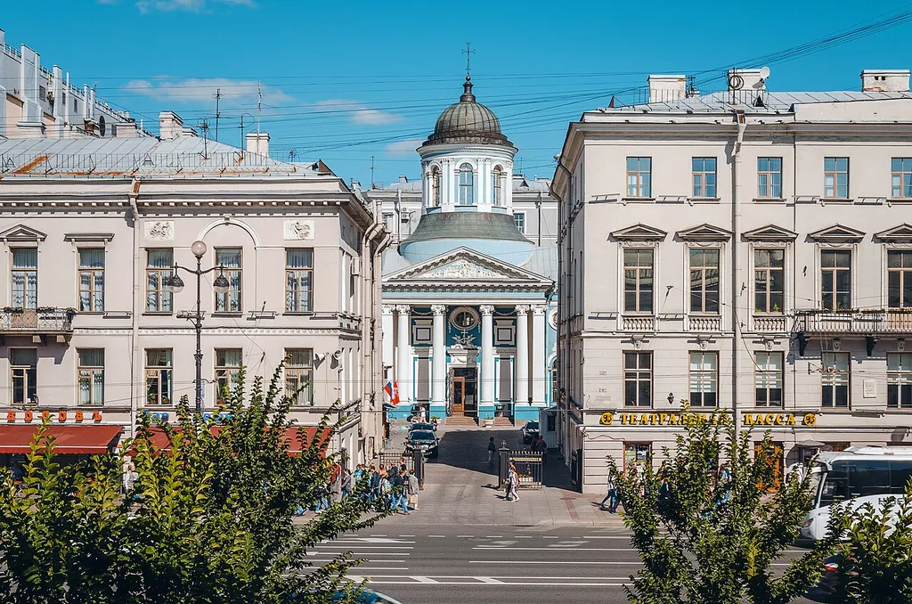 Невский проспект и Армянская церковь Святой Екатерины, Санкт-Петербург
