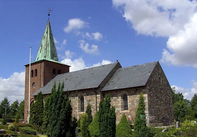 Almind Kirke (Kolding) fra sydøst
