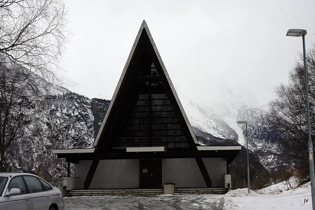 Tyssedal kirke_vinteren_2009