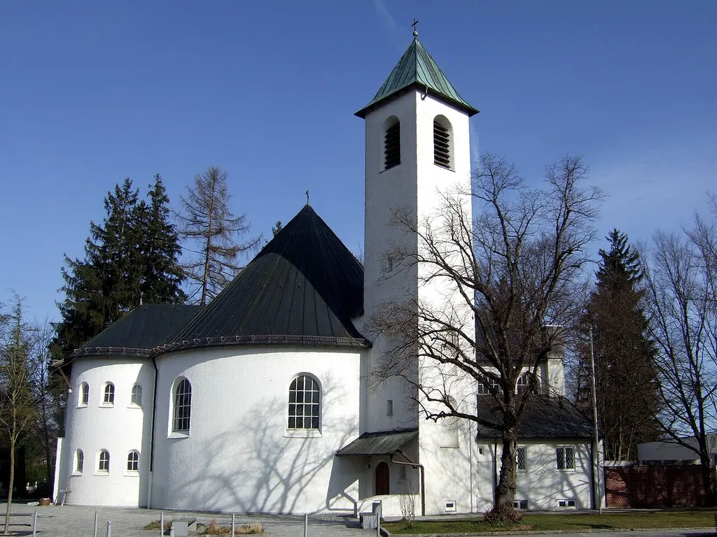Saint Otto church (Ottobrunn), as seen from the east
