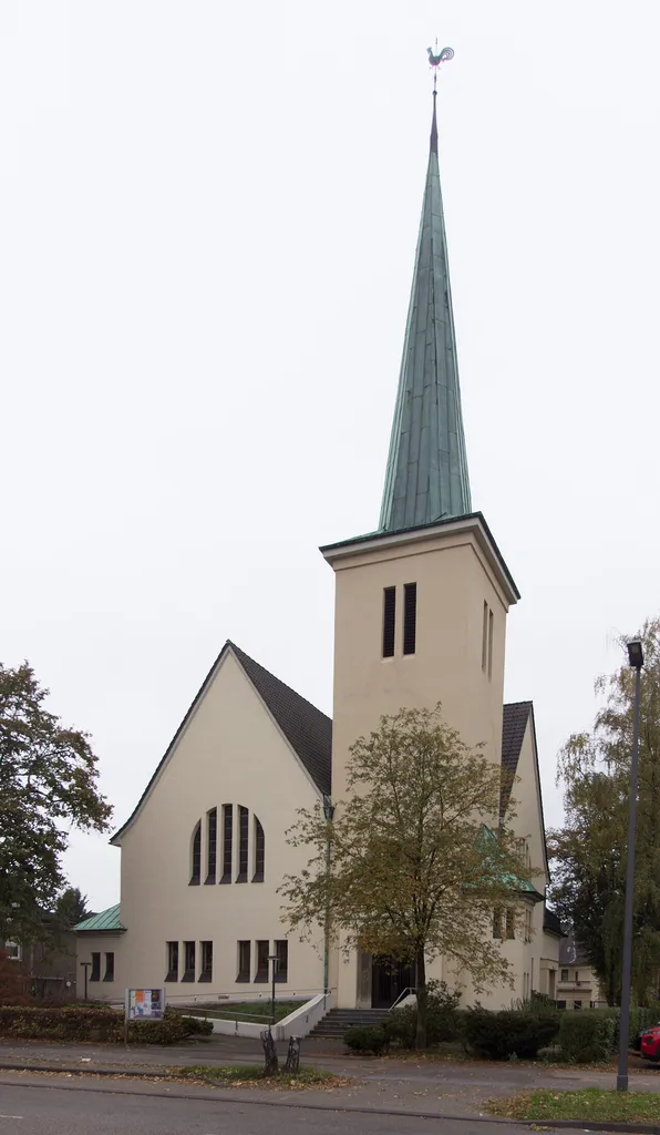 This file was uploaded with Commonist. Pauluskirche Marl-Hüls