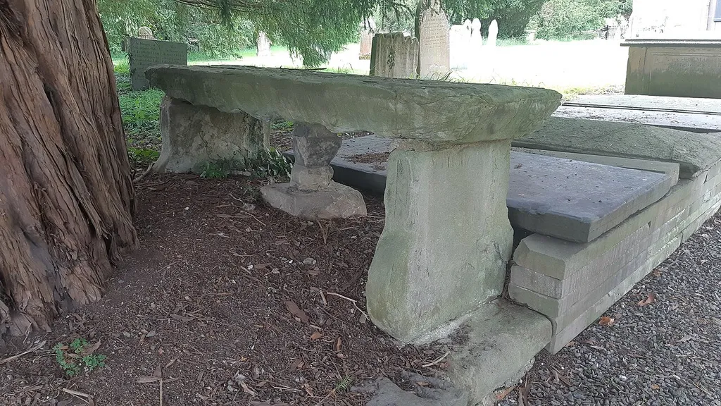 The oldest grave in the graveyard lies beneath an old yew tree near the south entrance. The table tomb reads of the death of Richard Jones who died in 1707 aged 90. He purportedly planted the yew with his father