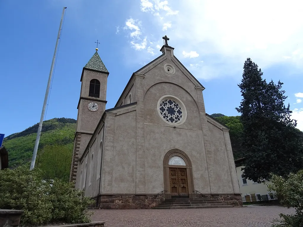 Bronzolo (South Tyrol, Italy), Sacred Heart of Jesus church
