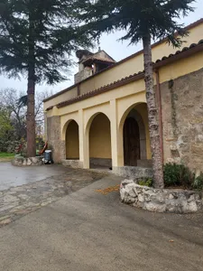 church of San Cristóbal , Pradosegar