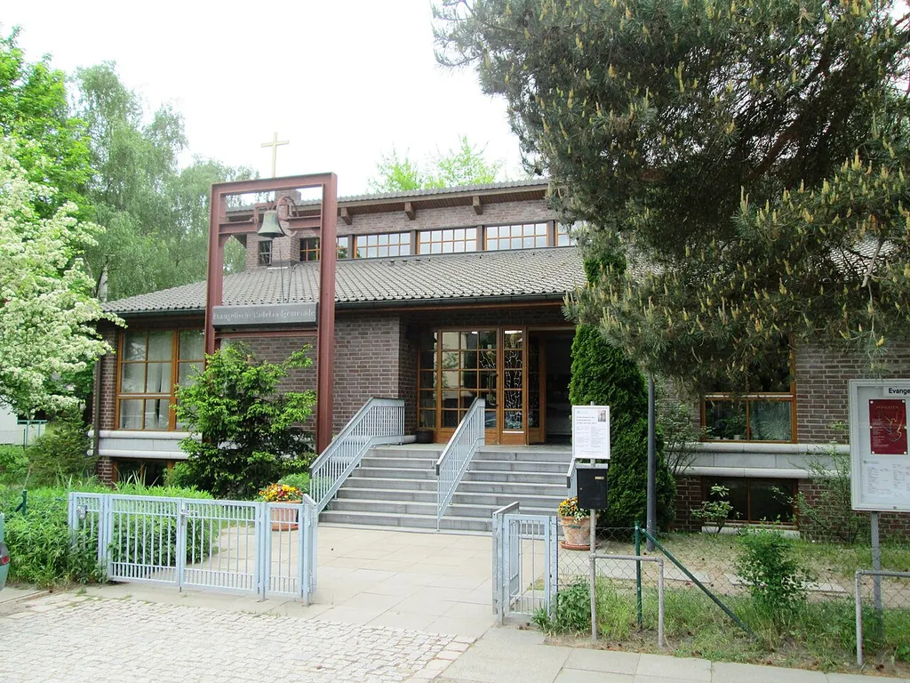Evangelische Radeland-Kirche, Berlin-Hakenfelde