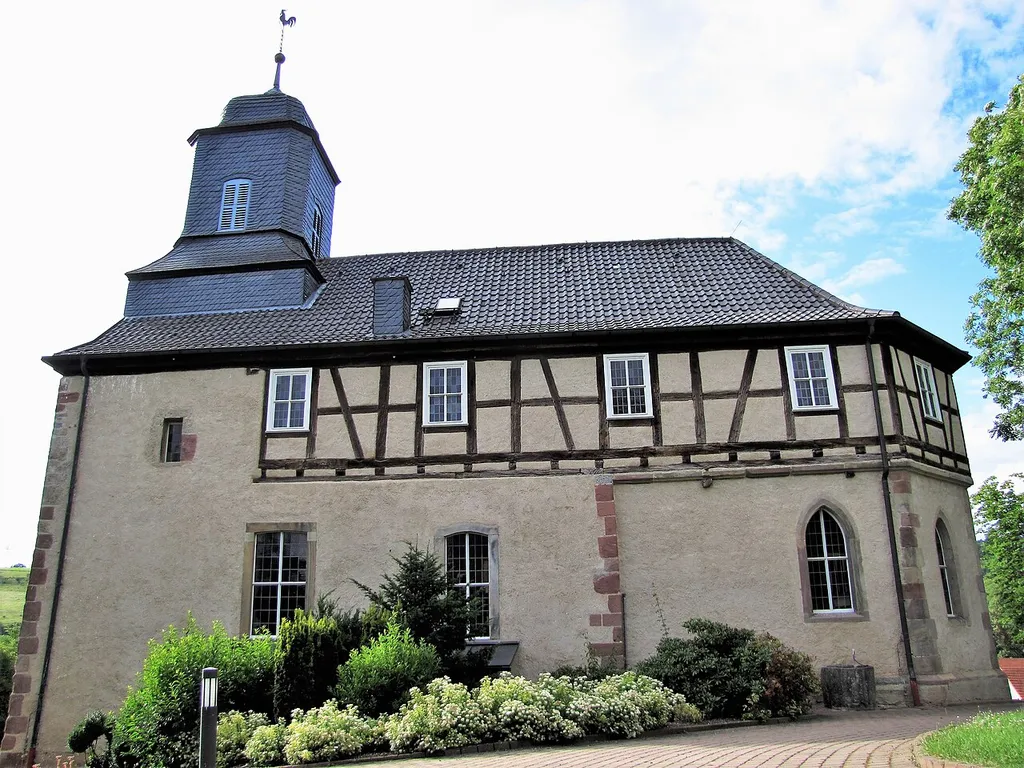 Ostseite der Kirche
