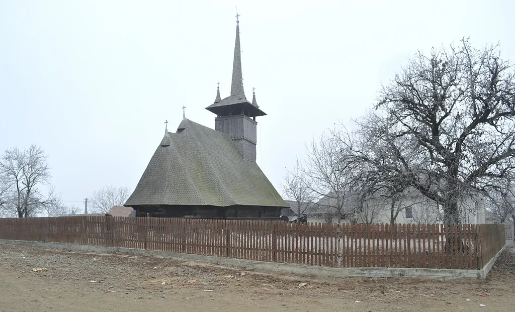 Biserica de lemn „Sfinții Arhangheli Mihail şi Gavriil" din Derșida, județul Sălaj