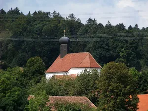 Katholische Filialkirche St. Johannes und Paulus
