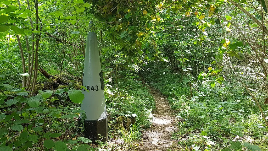 Belgium-Netherlands boundary stone no. 53
