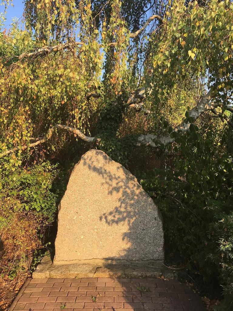 Klitten, Denkmal für die 2. Polnische Armee