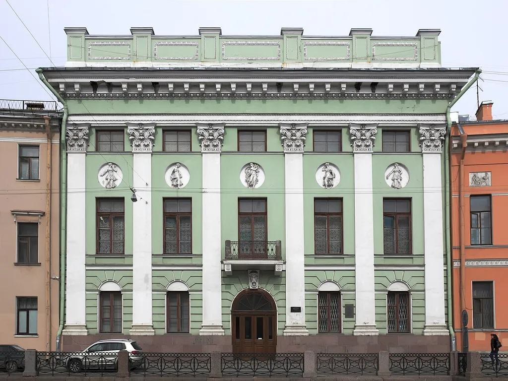 Mansion of Makarov (Abamelik-Lazarev), Saint Petersburg