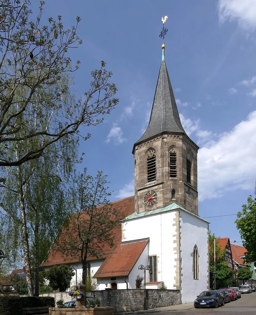 Die evangelische Pfarrkirche in Waiblingen-Neustadt.