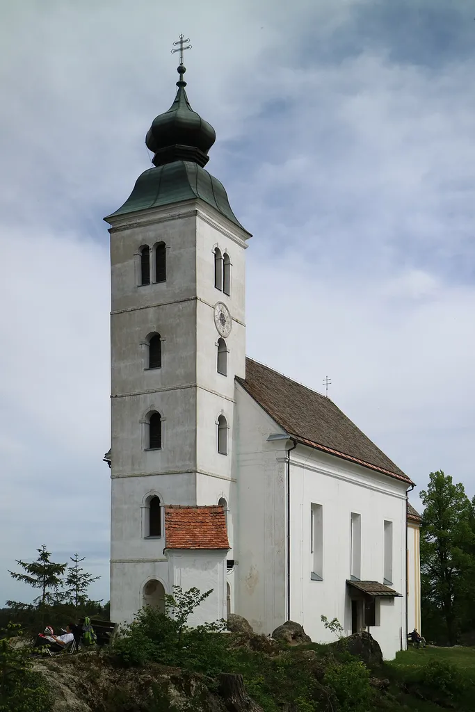 Sveti Duh na Ostrem vrhu (Kirche zum Heiligen Geist am Osterberg), Gemeinde Selnica ob Dravi, Slowenien
