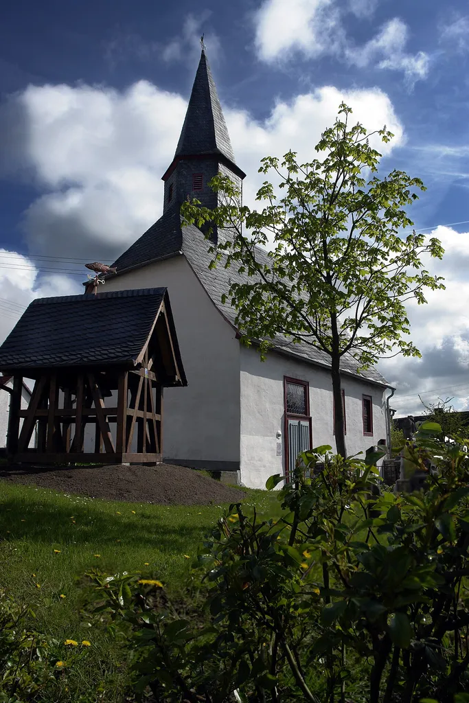 evangelische Kirche Orlen aus dem 16. Jahrhundert.