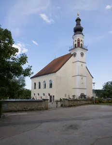 Sankt Pantaleon parish church