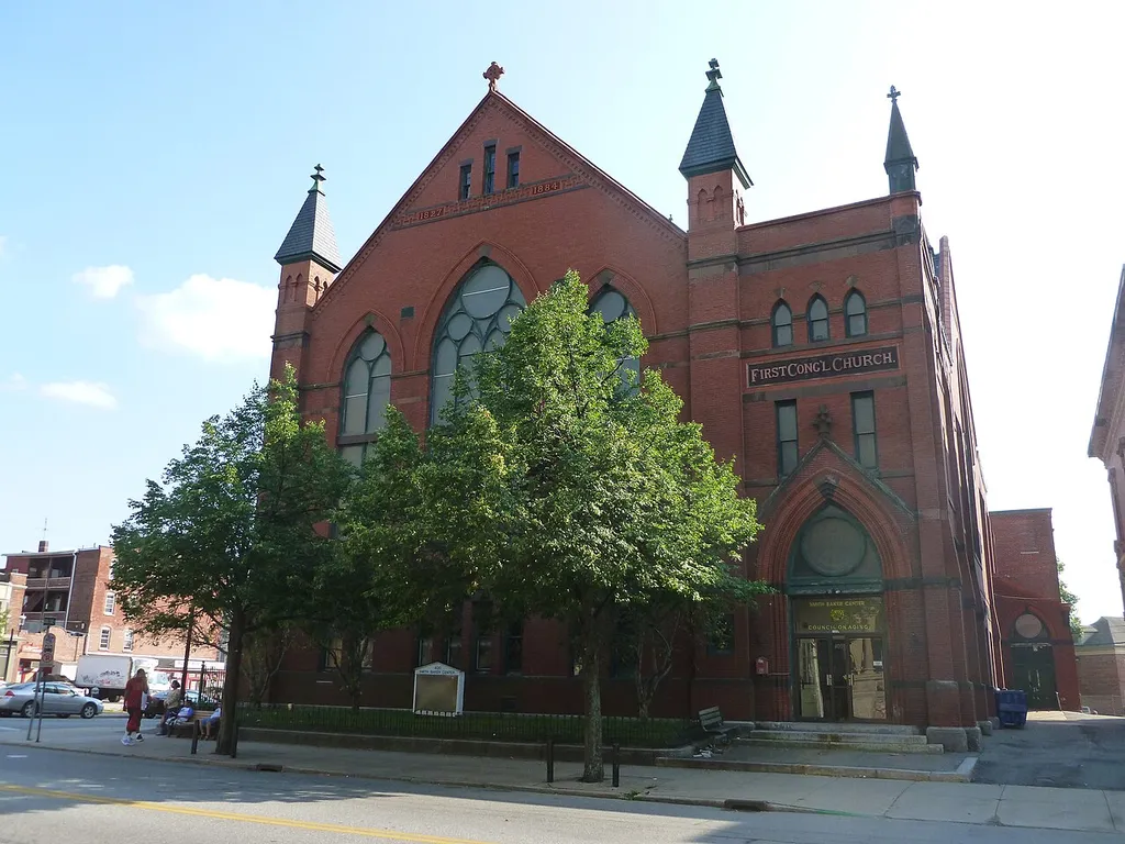 The Smith Baker Center, formerly the First Congregational Church. Located at 400 Merrimack Street, Lowell, Massachusetts. North (front) and west sides of building shown.