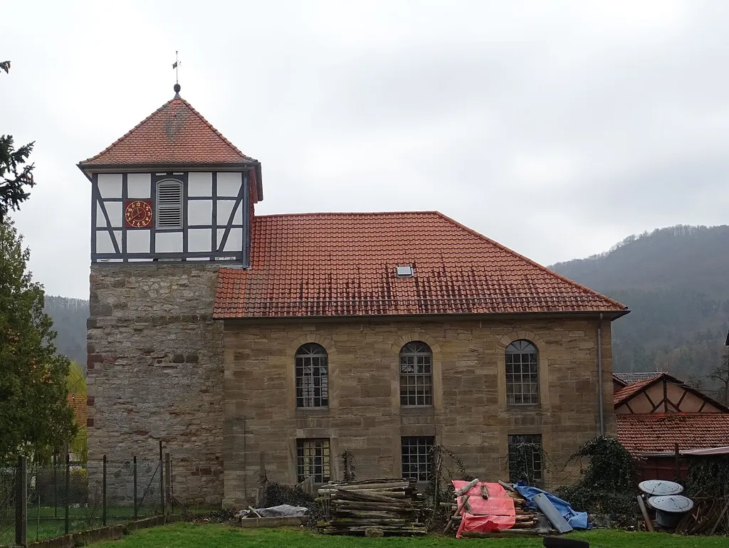 Heldra, denkmalgeschützte Kirche