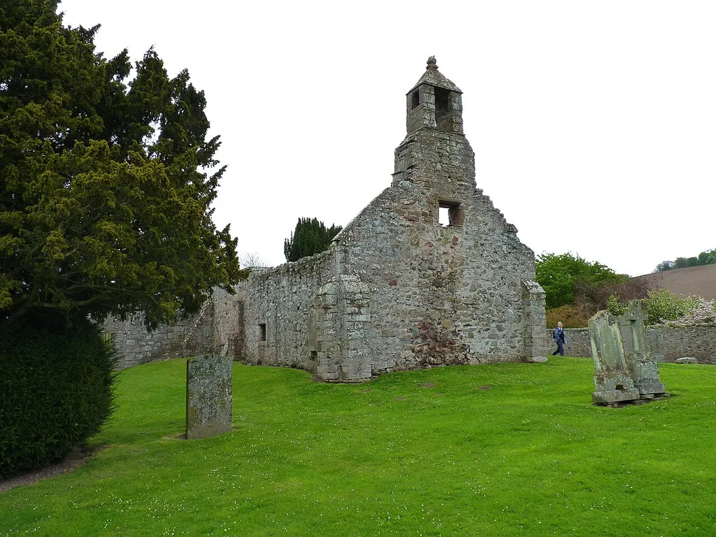 The ruins of the old Abdie parish church, near the shore of Lindores Loch.