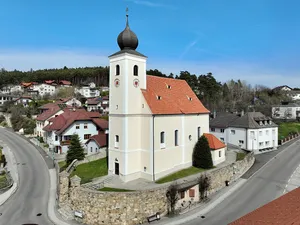 Pfarrkirche Mariae Himmelfahrt, Hollenthon