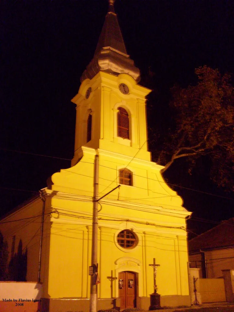 Biserica Romano-Catolica din Freidorf noaptea