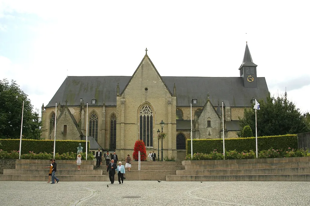 Tervueren, l'église Saint-Jean l'Évangéliste (XIIIe siècle)