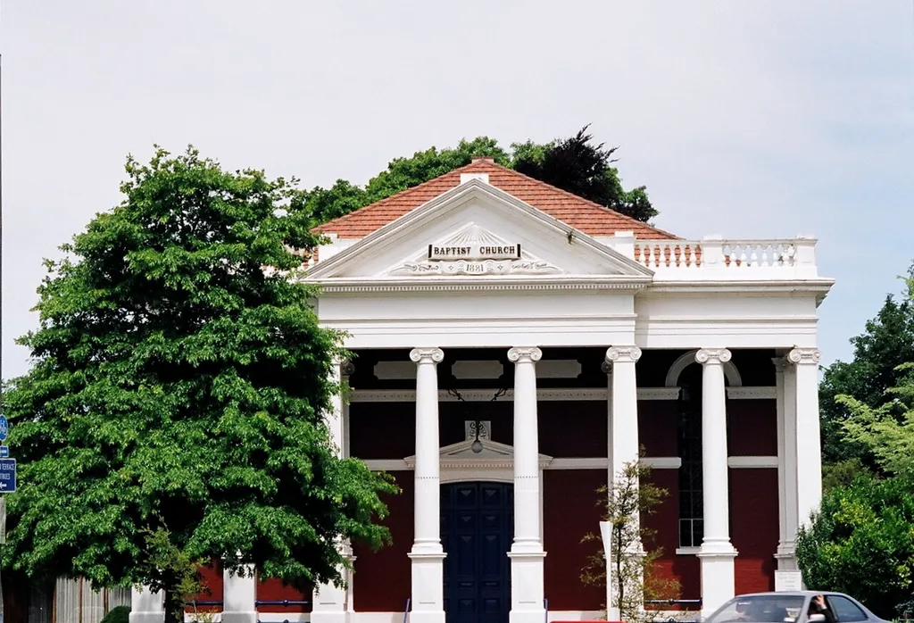 The Oxford Terrace Baptist Church in full glory on 3 March 2008. Since destroyed in the 22 February 2011 earthquake that levelled much of the central city.