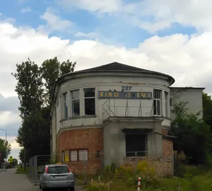Category:Kino Kinema in Radomsko