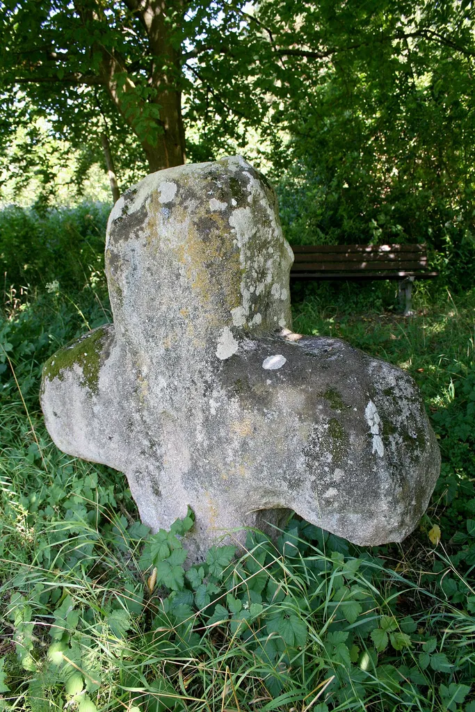 Steinkreuz nahe Unterferrieden