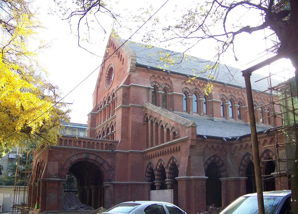The Holy Trinity Cathedral in Shanghai is under re-decorating. The guard of the church said that the construction will be finished by May. 2008